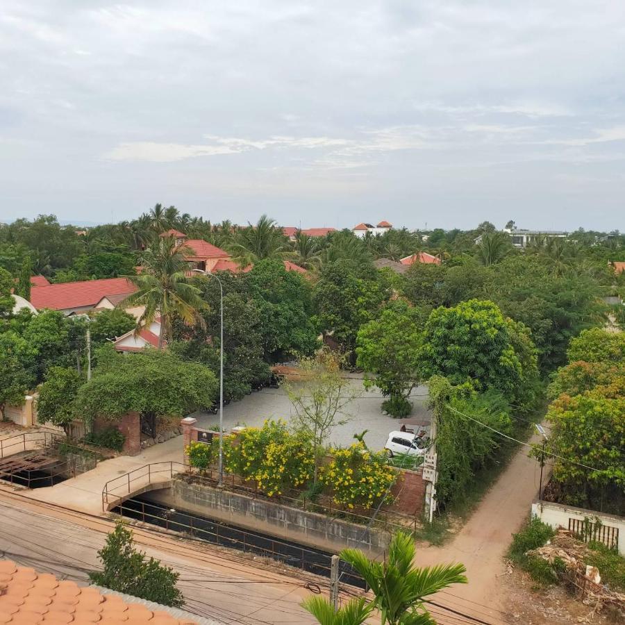Luxury Angkor Resort & Sky Lounge Siem Reap Exterior foto
